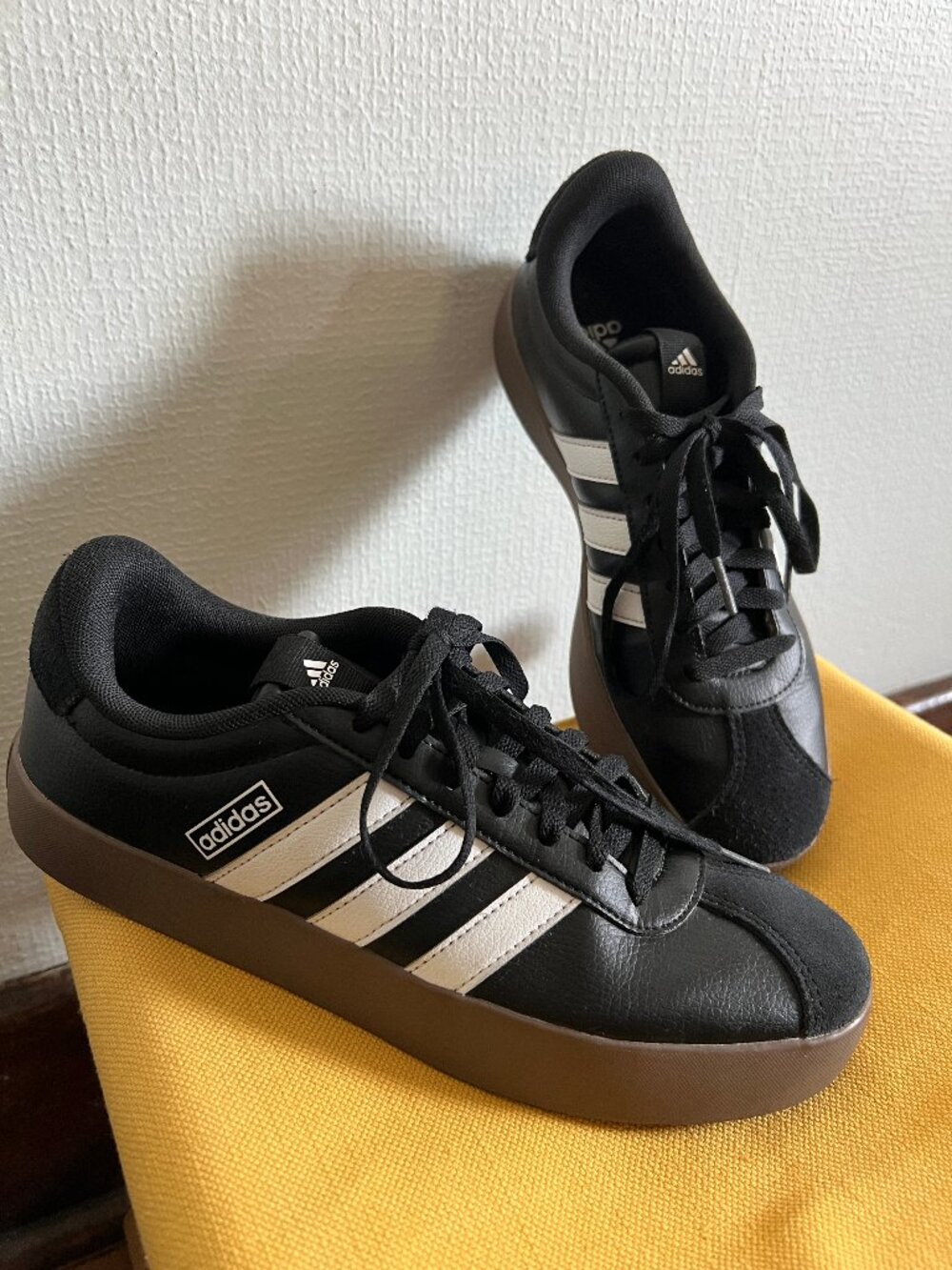 Adidas VL Court 3.0 W9.5 M8.5 EU42, Adidas shoes